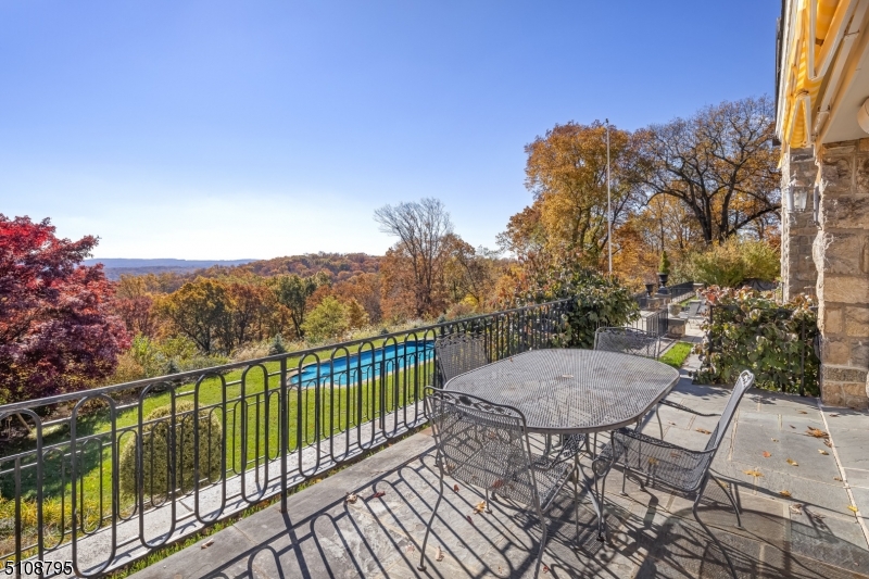Bernardsville Mountain - Residential