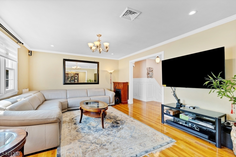 Five Points - Residential