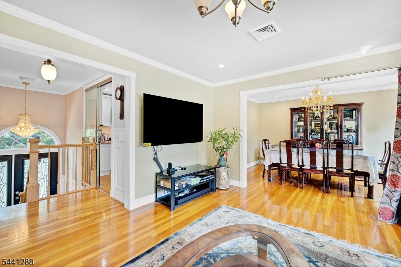 Five Points - Residential