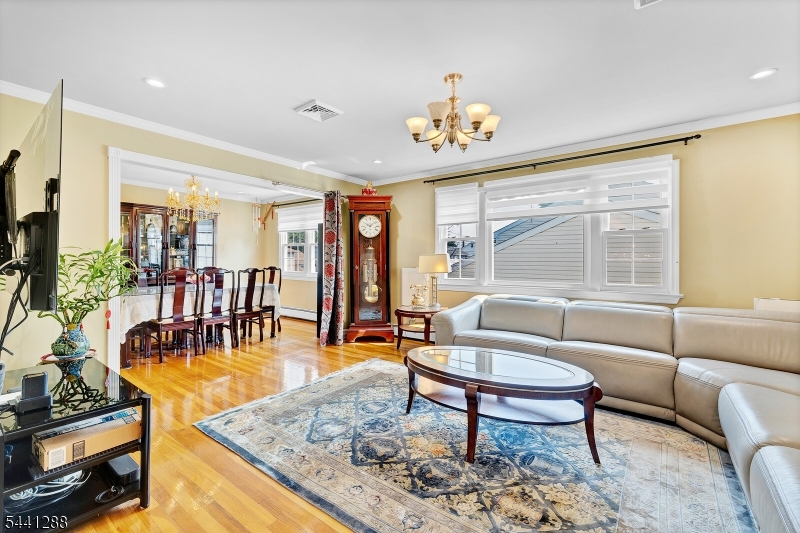 Five Points - Residential
