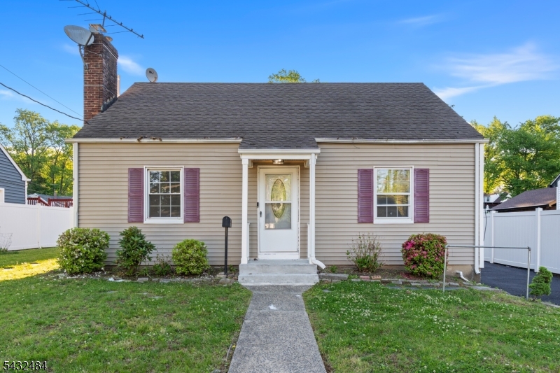 Beautifully renovated 3 bedroom, 1 full bath turnkey home located at 1267 Hollywood Ave in Plainfield, NJ. This move in ready property features a brand new HVAC system, updated plumbing, updated electrical including a new electrical panel, a brand new driveway, refinished hardwood floors, fresh paint, a stunning modern kitchen with white cabinetry and stylish finishes, and a beautifully updated bathroom. Bright, clean, and tastefully designed throughout, this home offers comfort, style, and quality updates that make it truly stand out.Conveniently located near shopping, restaurants, parks, major highways, and public transportation. Approximately 1.5 miles from Plainfield NJ Transit train station with service to Newark and NYC, close to Route 22, Route 28, and major commuter roadways. Nearby parks, schools, and local amenities add to the appeal of this centrally located home.