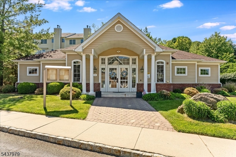 Round Top - Residential