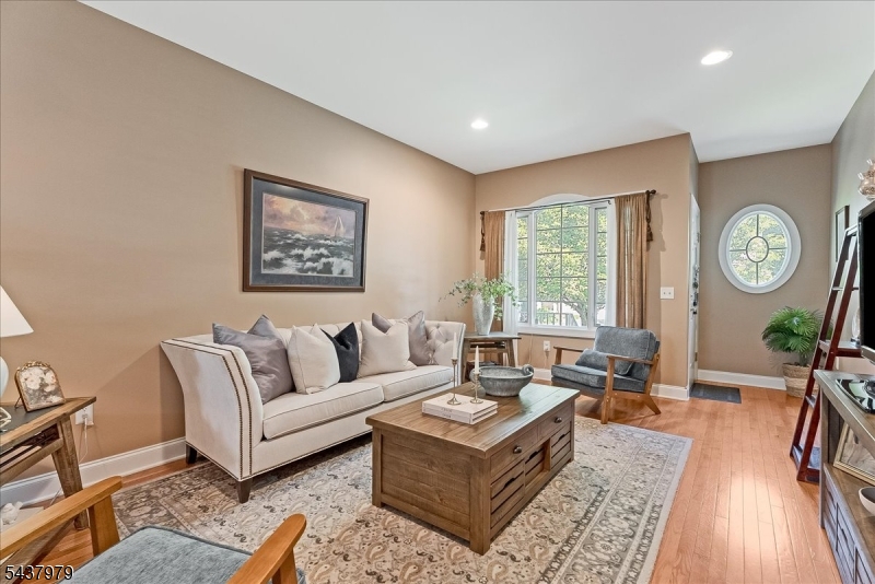 Round Top - Residential