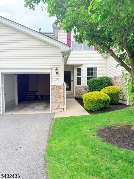Heritage Lakes - Residential Lease