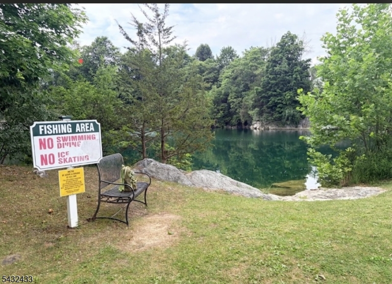 Heritage Lakes - Residential Lease