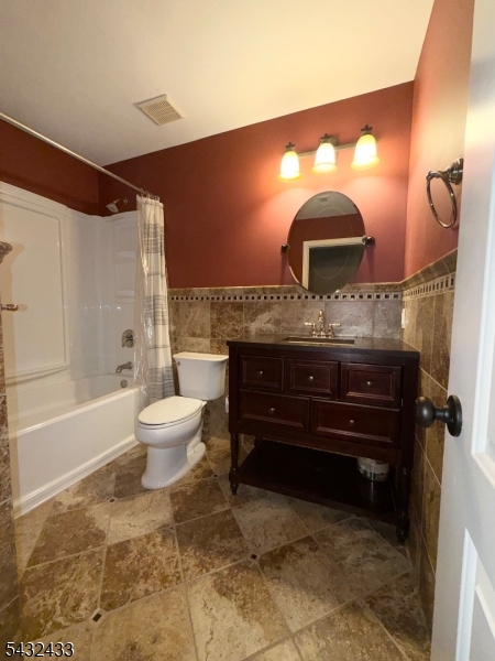 Heritage Lakes - Residential Lease