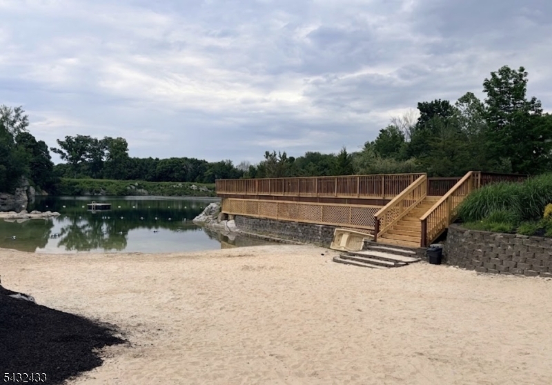 Heritage Lakes - Residential Lease