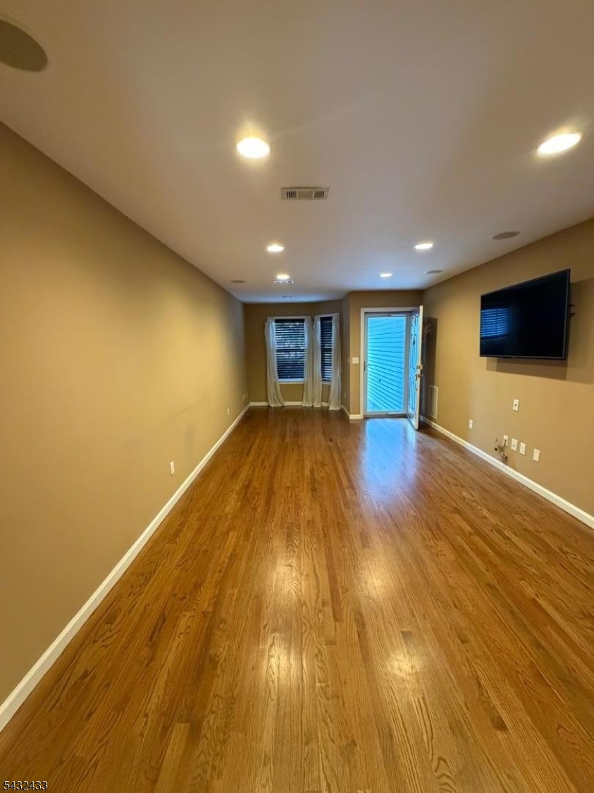 Heritage Lakes - Residential Lease