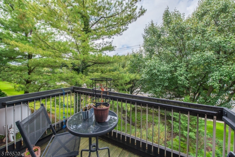 BEACON HILL - Residential