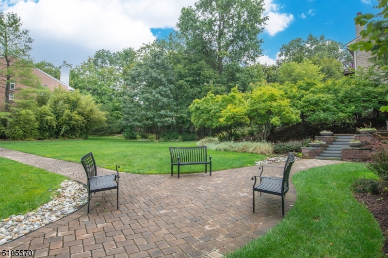BEACON HILL - Residential