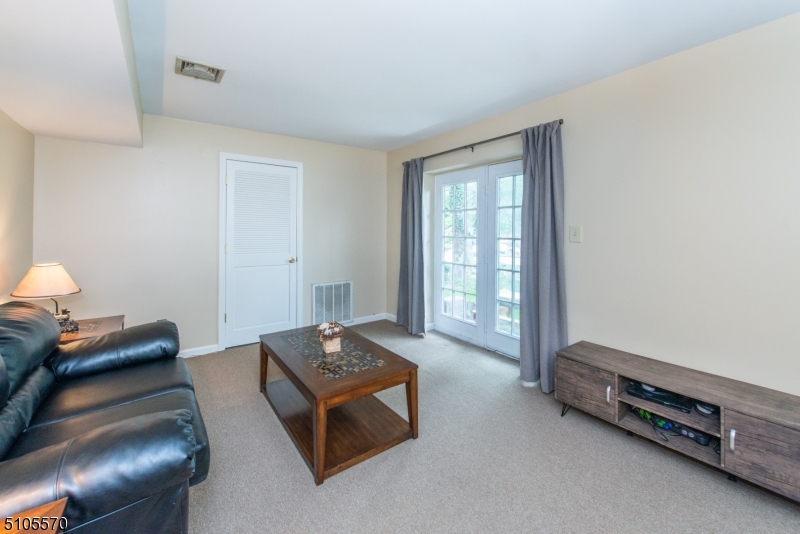 BEACON HILL - Residential
