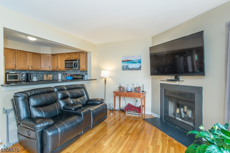 BEACON HILL - Residential