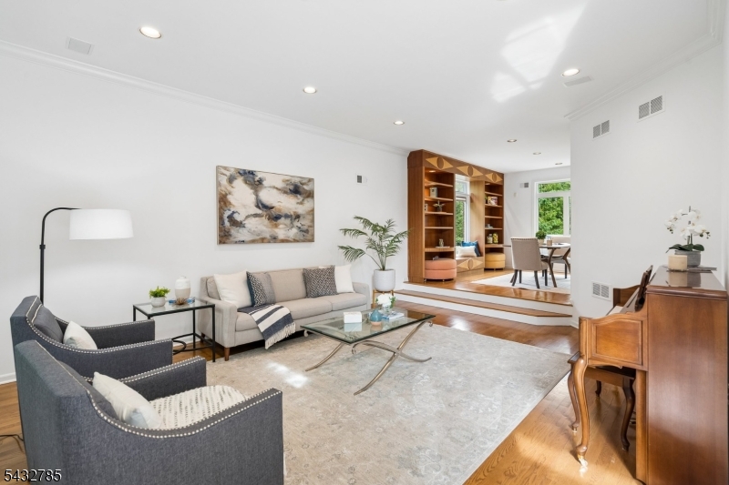 Bel Air - Residential