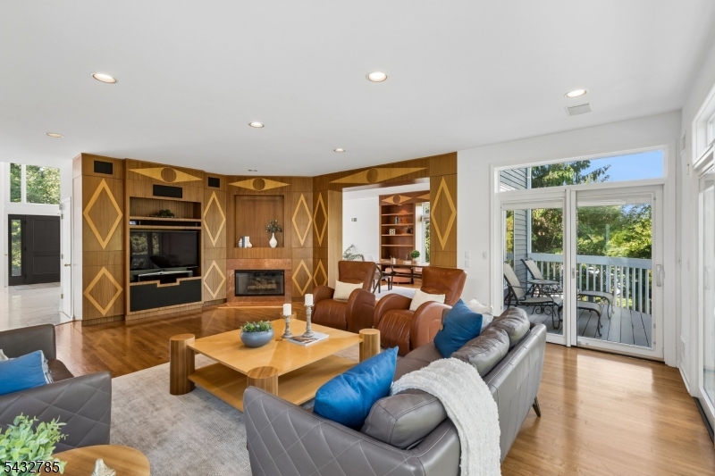 Bel Air - Residential