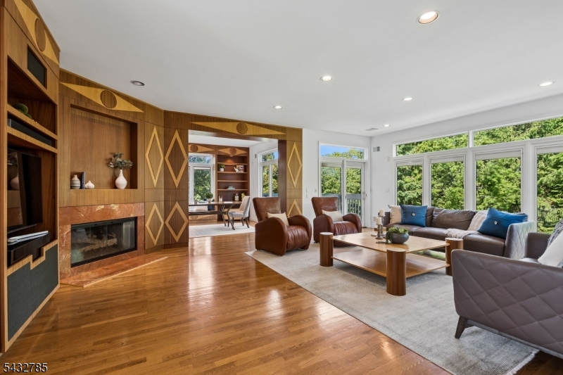 Bel Air - Residential