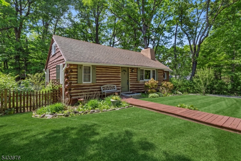 Fayson Lakes - Residential
