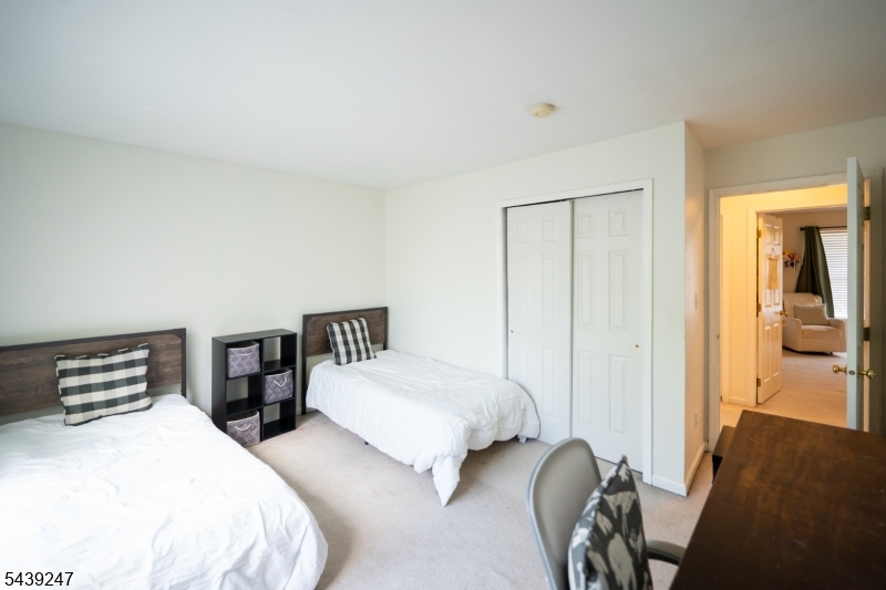 Greenwhich Chase - Residential