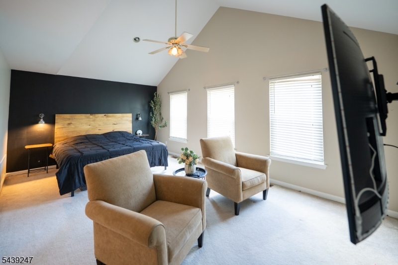 Greenwhich Chase - Residential
