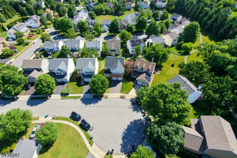 Greenwhich Chase - Residential