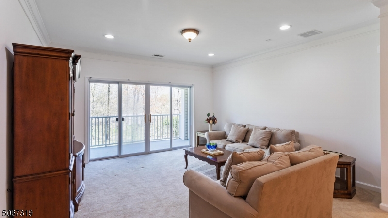 SOMERSET RUN - Residential