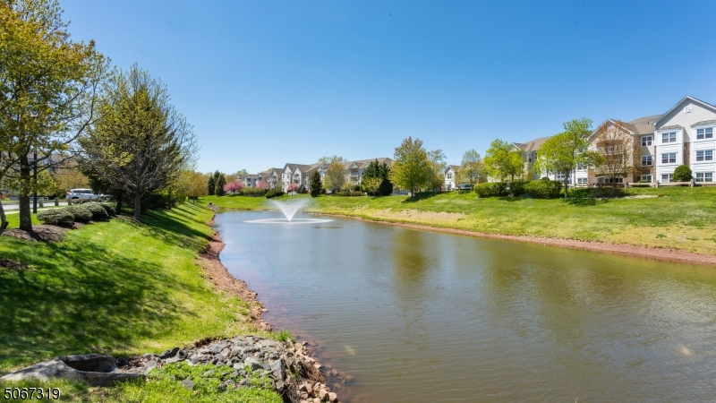 SOMERSET RUN - Residential