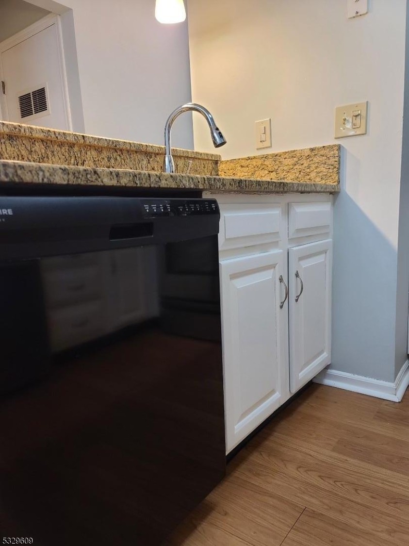 MAYFIELD THE HILLS - Residential Lease