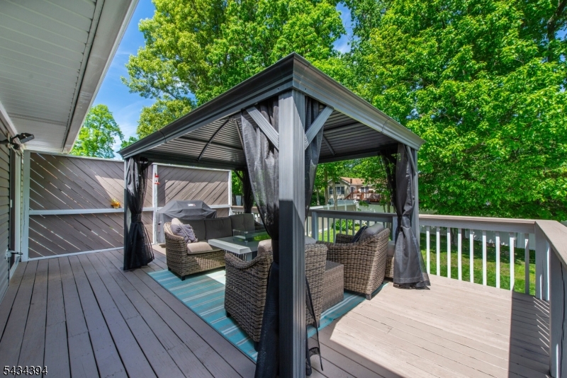Oak Ridge - Residential