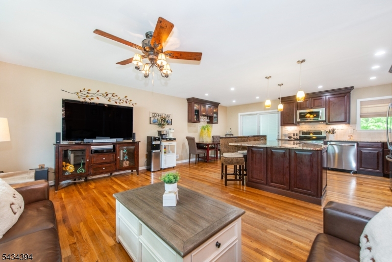 Oak Ridge - Residential