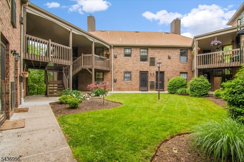 Inwood at Great Notch - Residential