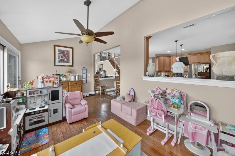Lookout Pointe - Residential