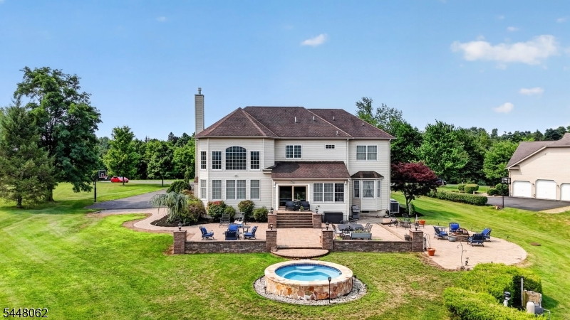 Lookout Pointe - Residential