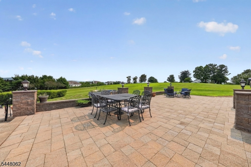 Lookout Pointe - Residential