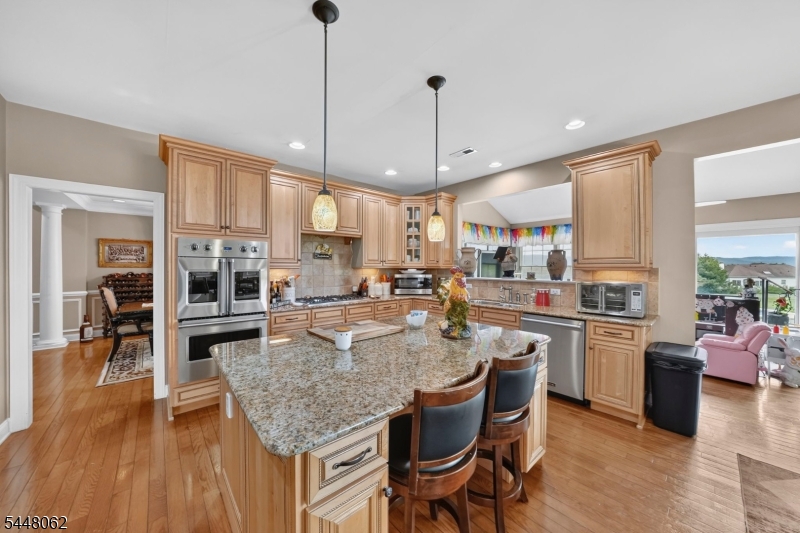 Lookout Pointe - Residential