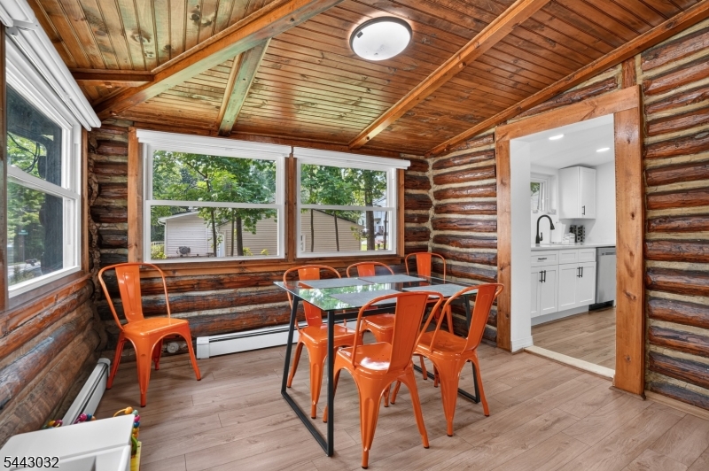 Lindy's Lake Association - Residential