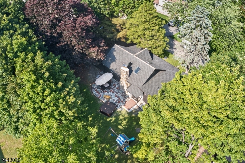 Lindy's Lake Association - Residential