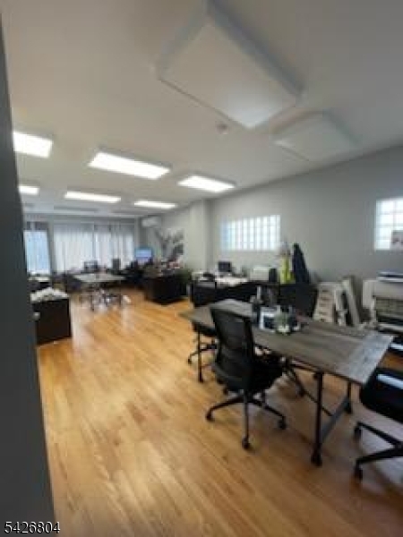 Roseville - Commercial Sale