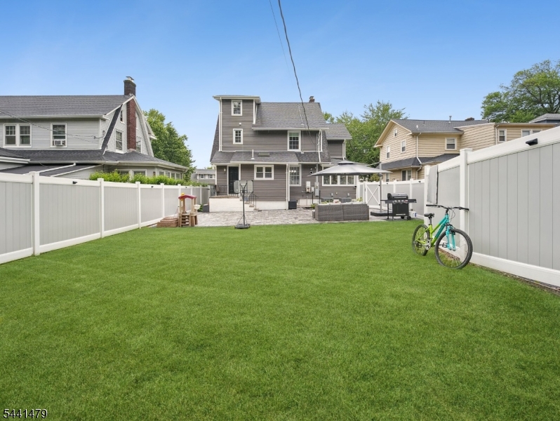 Montrose - Residential