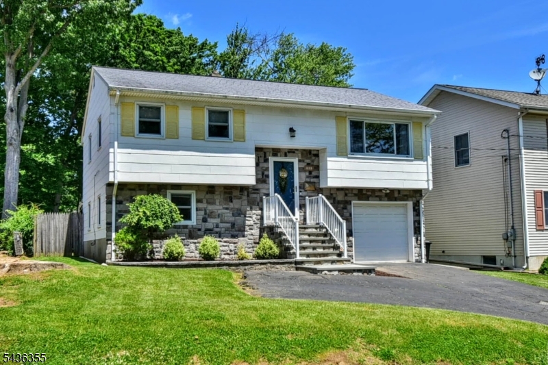 Lake Hiawatha - Residential
