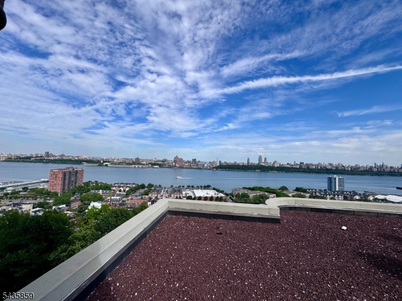 Hi Rise - Residential