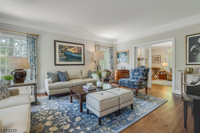 BROOKRACE - Residential