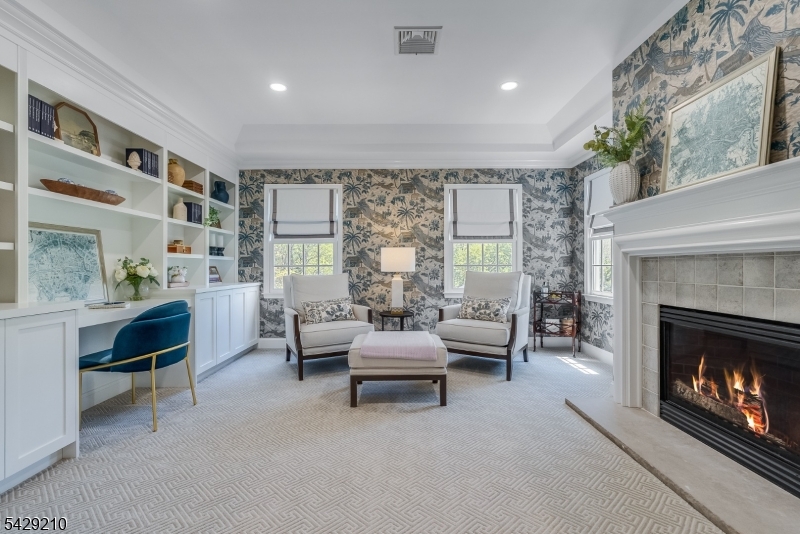 BROOKRACE - Residential