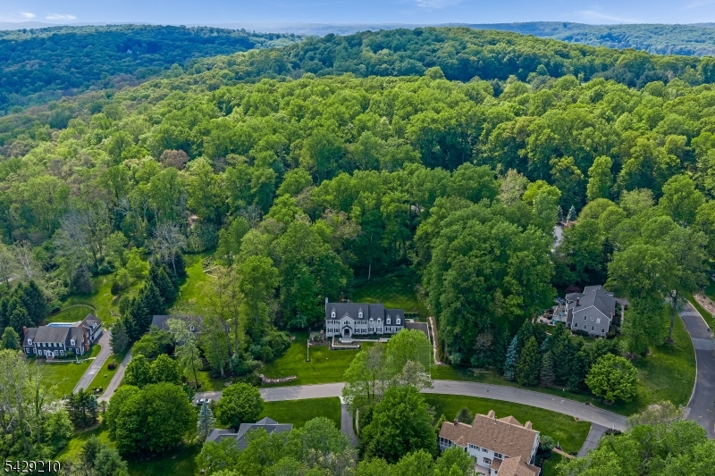 BROOKRACE - Residential