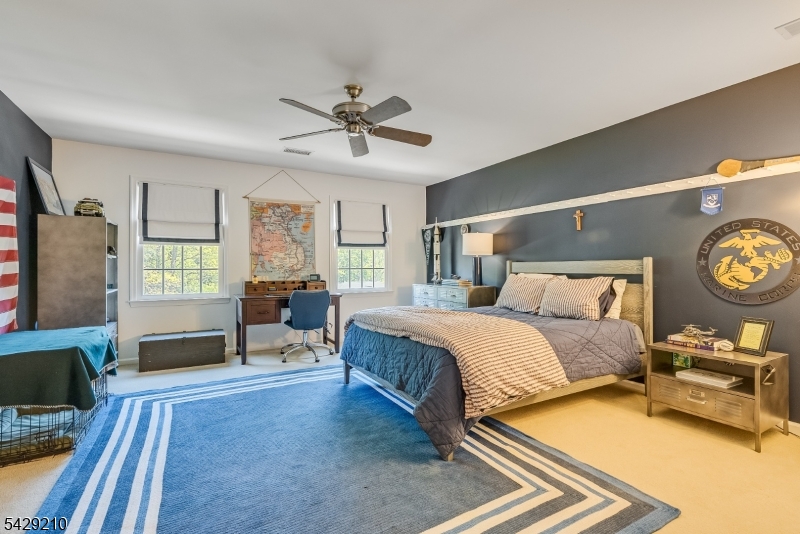 BROOKRACE - Residential