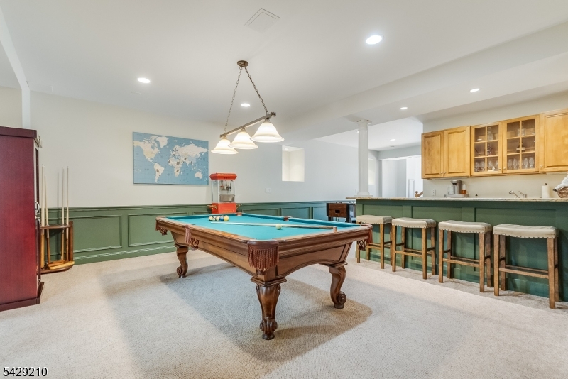 BROOKRACE - Residential