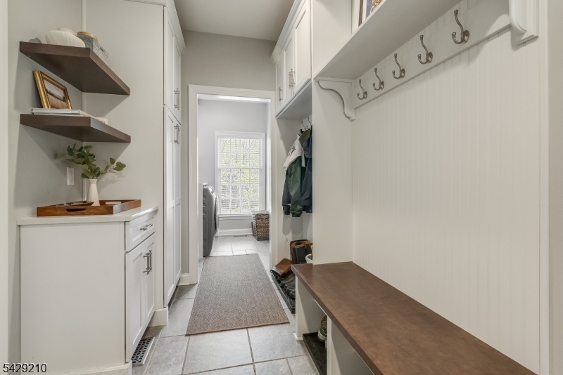 BROOKRACE - Residential