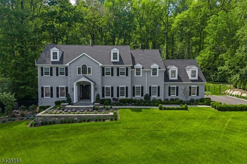 BROOKRACE - Residential