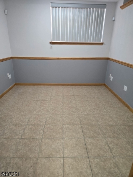 Ironbound - Commercial Lease