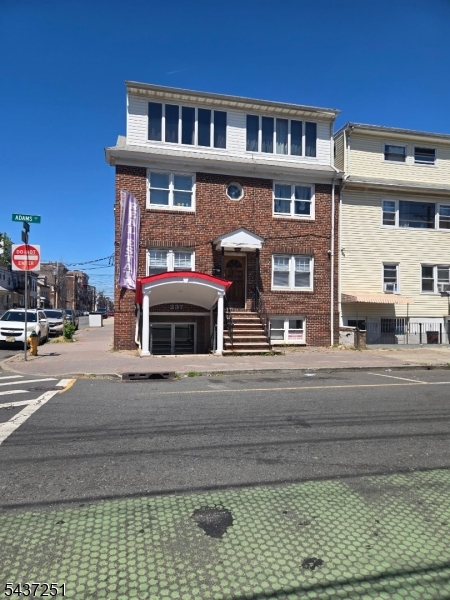 Ironbound - Commercial Lease