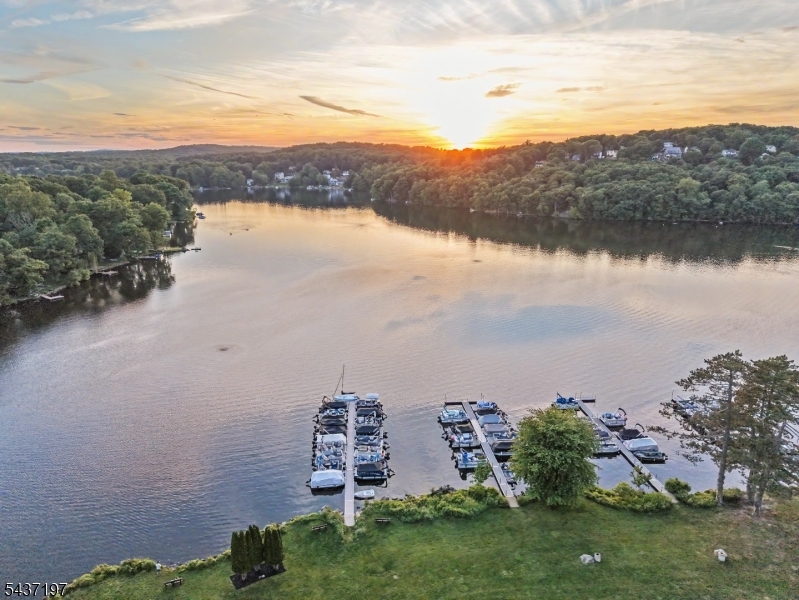 White Meadow Lake - Residential