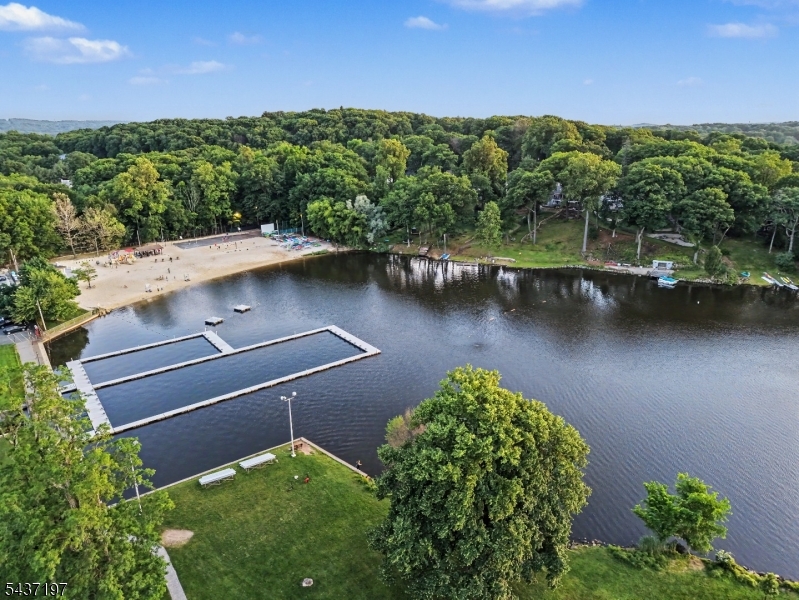 White Meadow Lake - Residential